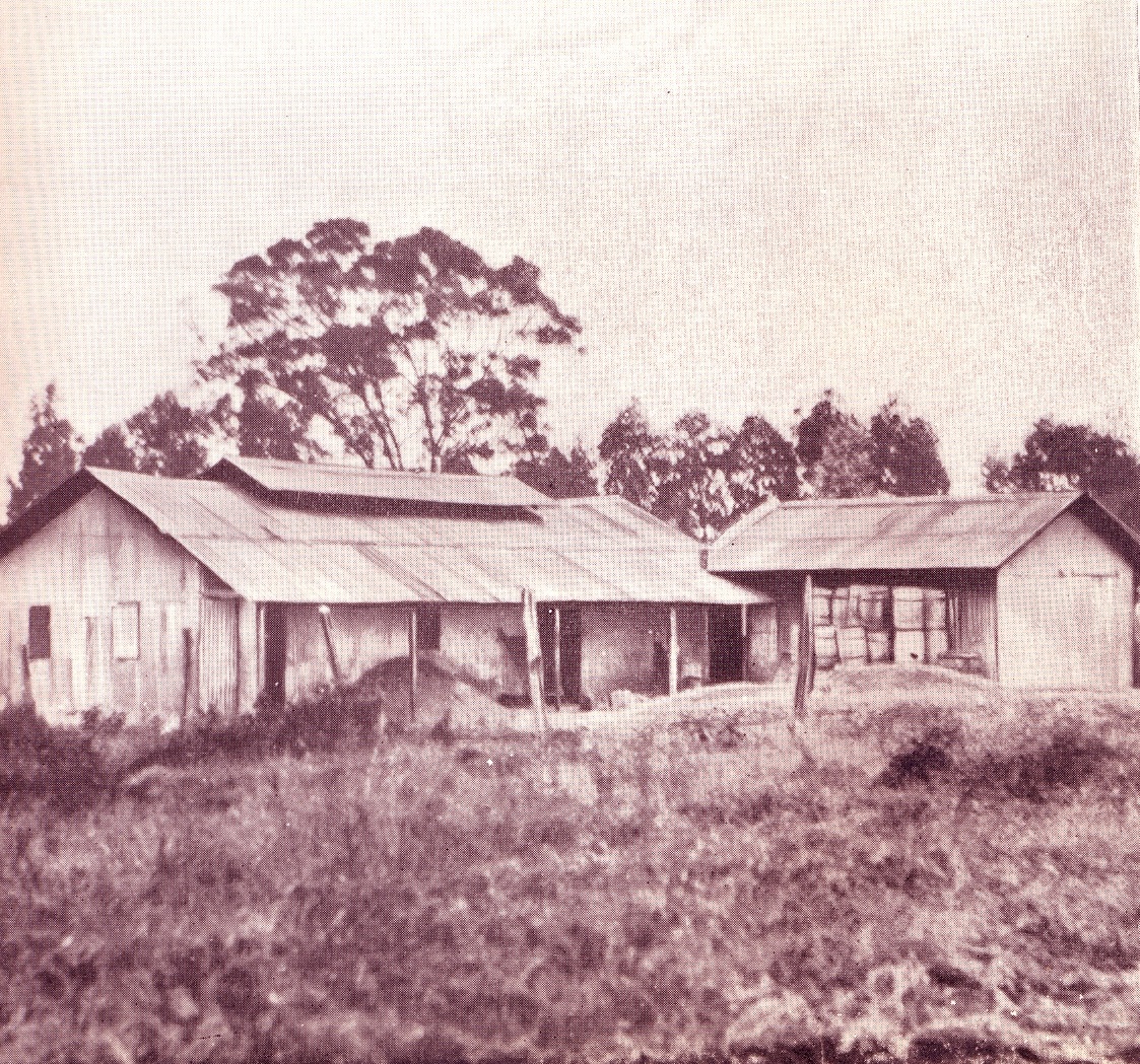 The first District Commissioner's Office and Court House in Nairobi in 1900